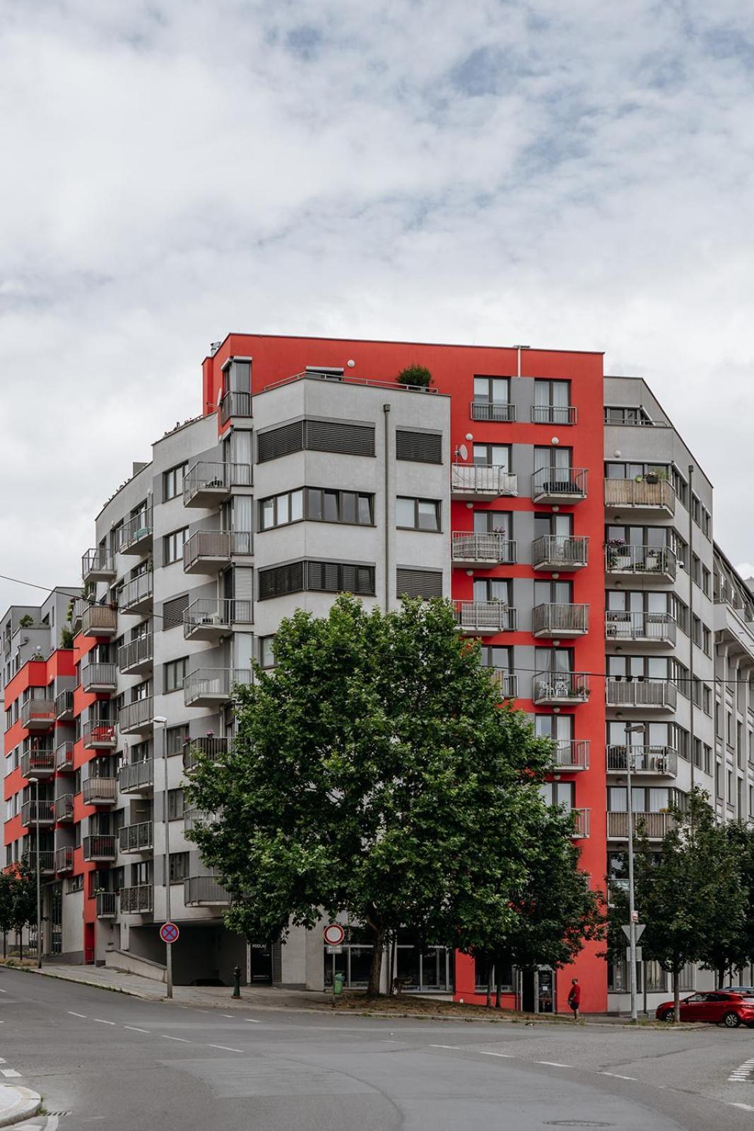 Prague Days - Bright Apartment - Balcony - Private Parking Exterior foto